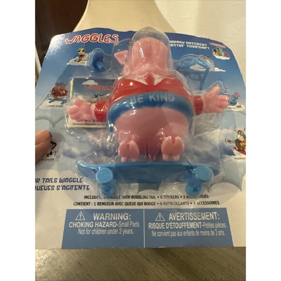 Waggles Figurine Toy and Accessories Smile-n'oink Ages 3+ Pig Skateboard - Picture 3 of 15